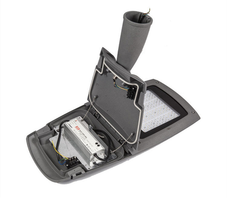 Le système de contrôle intelligent IP66 a mené la lampe de route des réverbères ADC12 IK08
