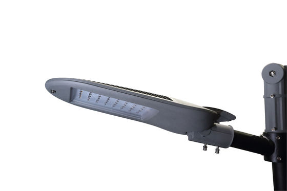 Lumière de rue LED en aluminium à haute pression 100W à fonderie sous pression ZHSL-09-50 IK08 avec certificat ENEC