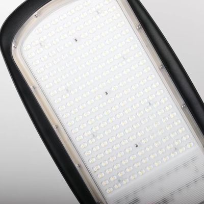 Vente à chaud de haute qualité à l'extérieur imperméable à l'eau IP66 coulée sous pression en aluminium 20W 30W Smd Ingénierie LED Street Light