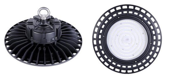 4.2kg Facteur de puissance 0,95 IP Grade 0,95 LED High Bay Lights Pour l'éclairage industriel
