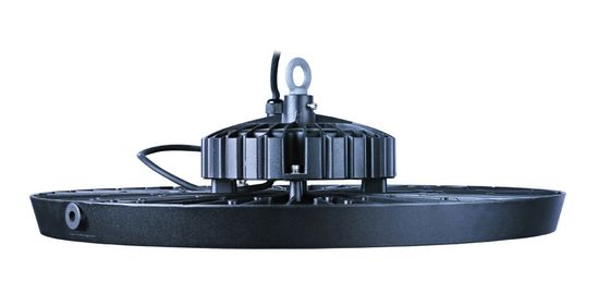 3000-6500K UFO High Bay Lights Avec AC90-305V Voltage d'entrée Pour polyvalent dans les zones industrielles