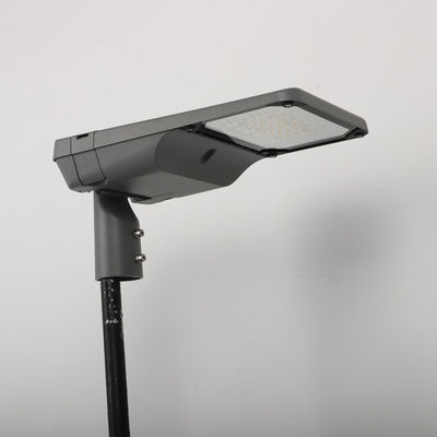 Casque de lampe de rue en aluminium 6m 8m 10m 12m 120° Angle du faisceau CRI 80 pour une performance durable