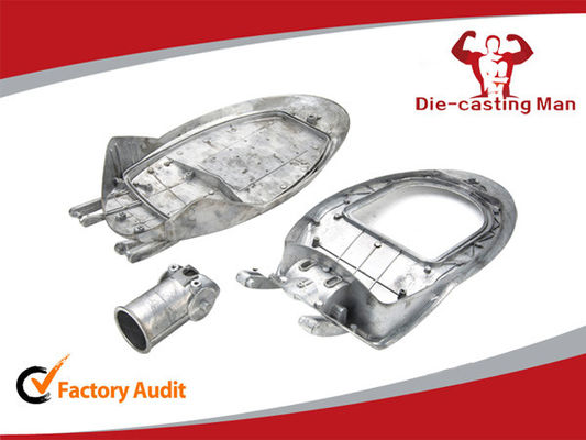 Logement en aluminium de réverbère du rendement élevé LED pour la chaussée 880 x 380 x 180mm