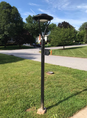 L'épi extérieur de trépied de jardin de paysage de lumière de pelouse a mené la lumière