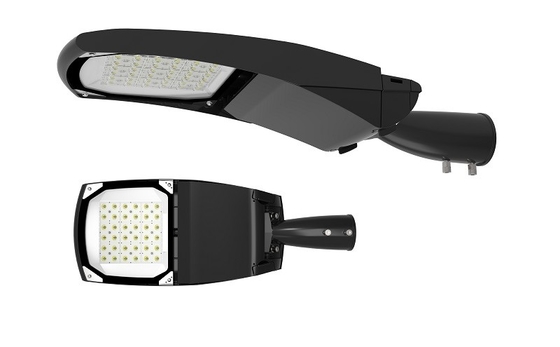 Réverbère mené en aluminium de moulage mécanique sous pression IP66 140lm/W noir 4000k Ra70